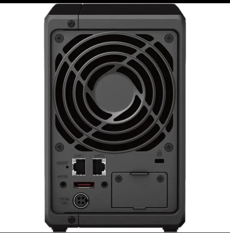 سرور ذخیرهساز تحت شبکه سینولوژی مدل +DiskStation DS723